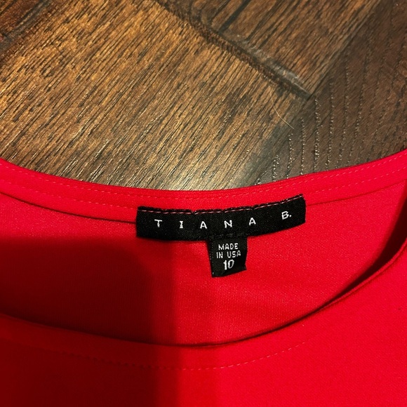 Tiana B Red Flutter Sleeve Knee Length A-Line Sheath Dress USA Made‎ Womens 10 - Picture 4 of 7